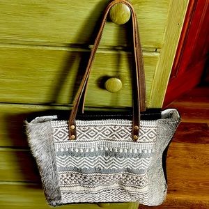 Myra Woven Tote in EXCELLENT condition